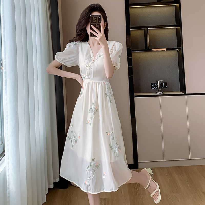 New Chinese Style Embroidered Short Sleeve V Neck Dress