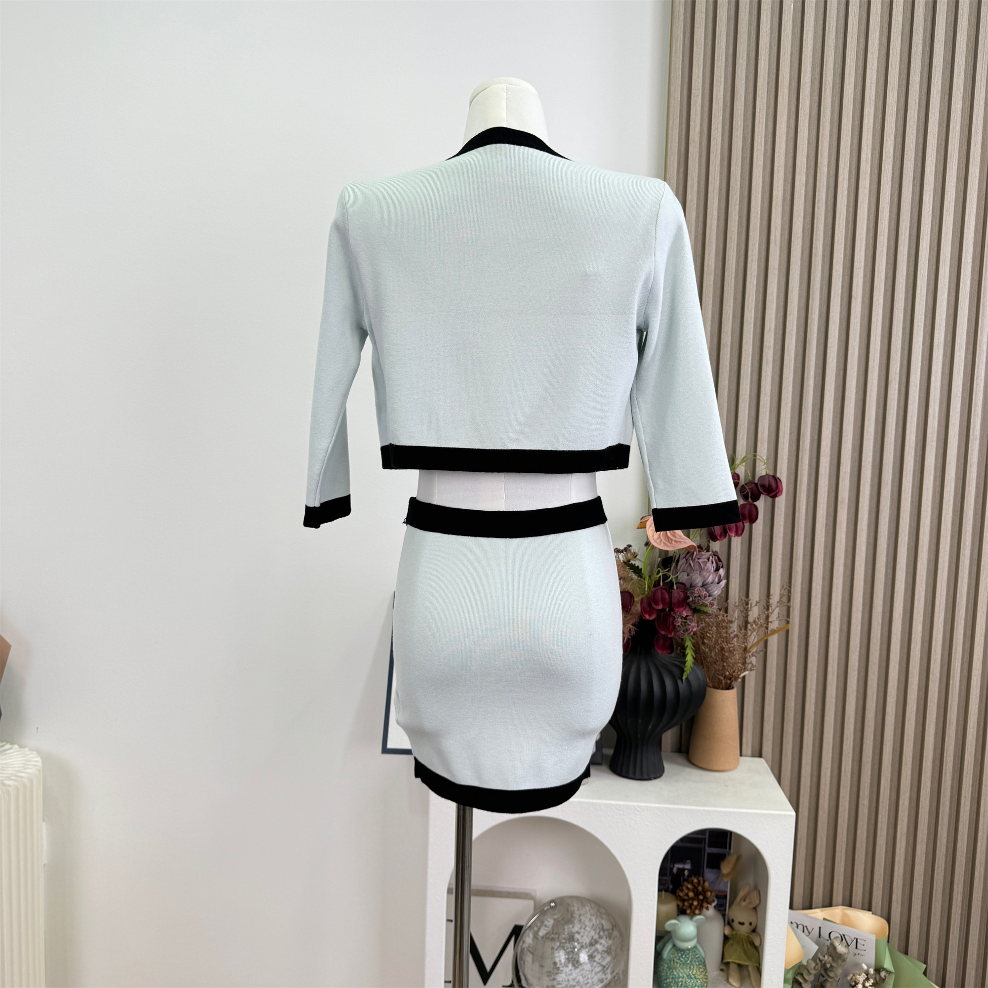 Custom Ruoyu Su Li Art Student Three-Piece Knit Set: Seven-Sleeve Cardigan, Camisole, and Skirt - Image 4